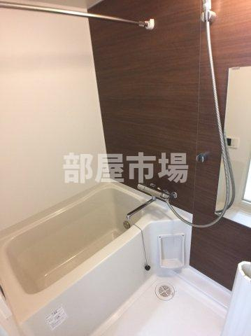 PRECIO日本堤の浴室
