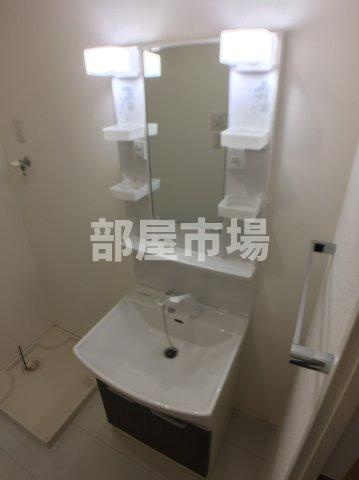 PRECIO日本堤の洗面所