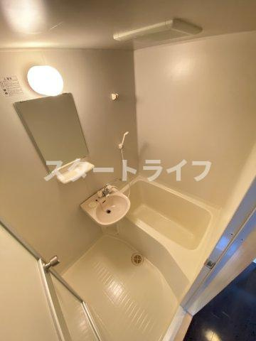 大阪市淀川区西中島４丁目の賃貸マンションの浴室