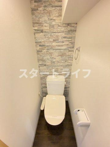 大阪市淀川区西中島４丁目の賃貸マンションのトイレ