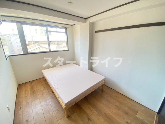 大阪市東淀川区豊新５丁目の賃貸マンションの寝室