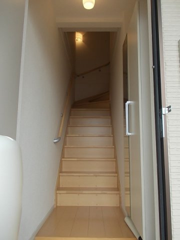 ブランシュールＡの玄関|ゆったりとした玄関です