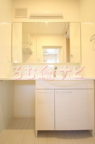 那珂川市片縄東１丁目のアパートの洗面所