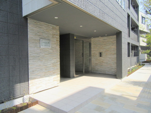 CASA DE ARCE 浦和 さくらのエントランス|★高級感のあるエントランス★