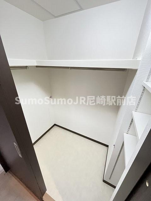 尼崎市潮江５丁目の賃貸マンションの収納|小物を収納するのに便利です