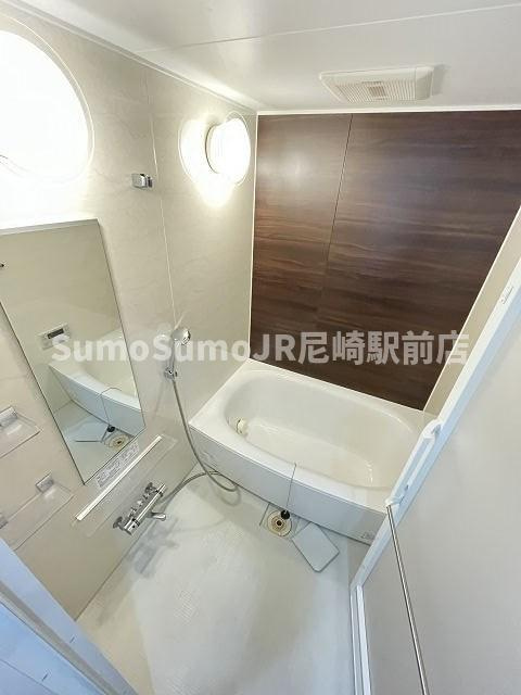 尼崎市潮江５丁目の賃貸マンションの浴室|コンパクトで使いやすいお風呂です