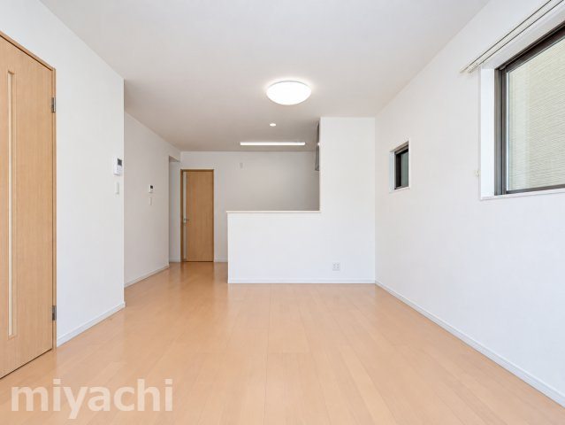 セレクトコート中吉野の居間・リビング