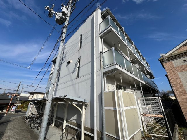 サンシャイン茨木の外観
