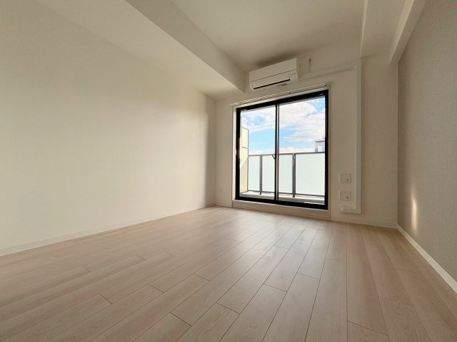LIVIAZ SHIN-OSAKA Cielの居間・リビング
