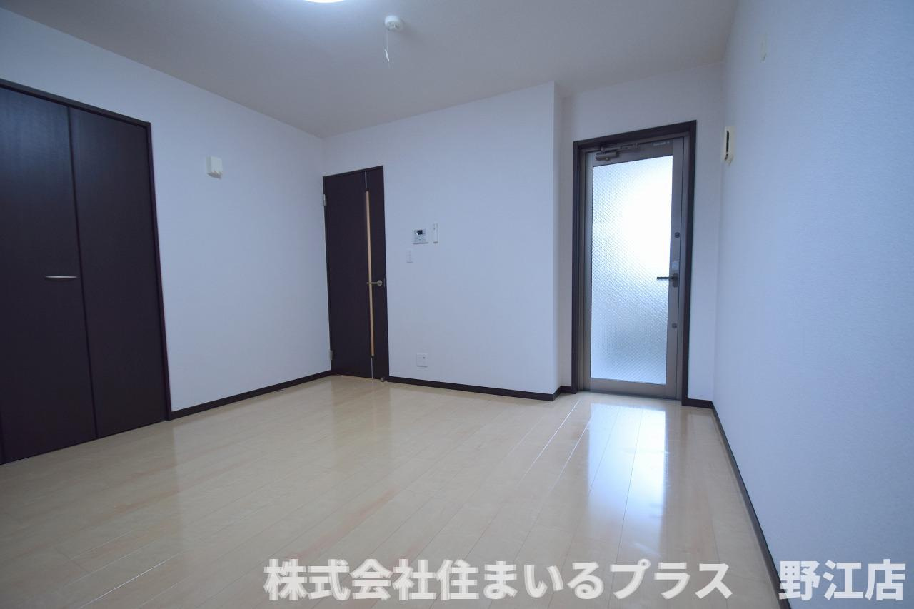 フジパレス千林大宮の洋室