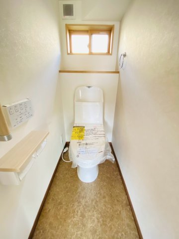 大津町/貸戸建/5LDKのトイレ