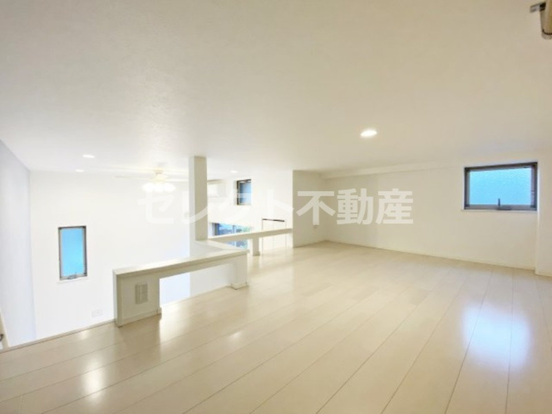 クオンの内装