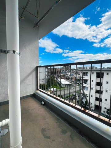 垂水上高丸住宅Ａ棟のバルコニー