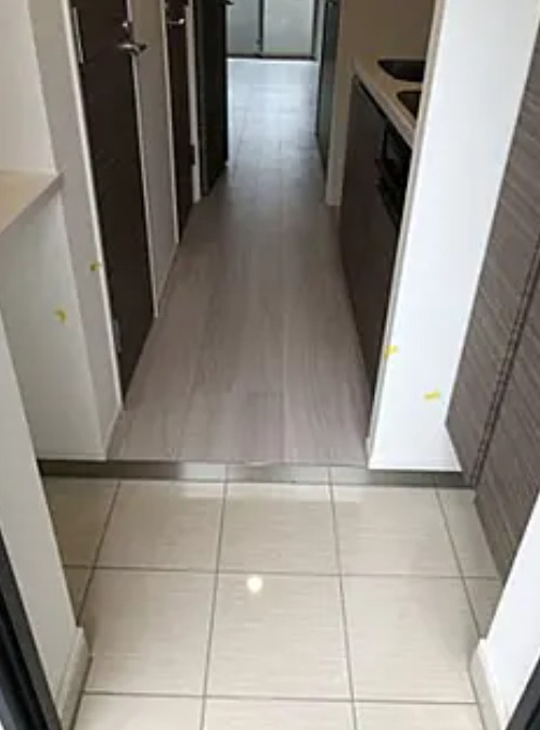 クレヴィスタ光が丘の玄関