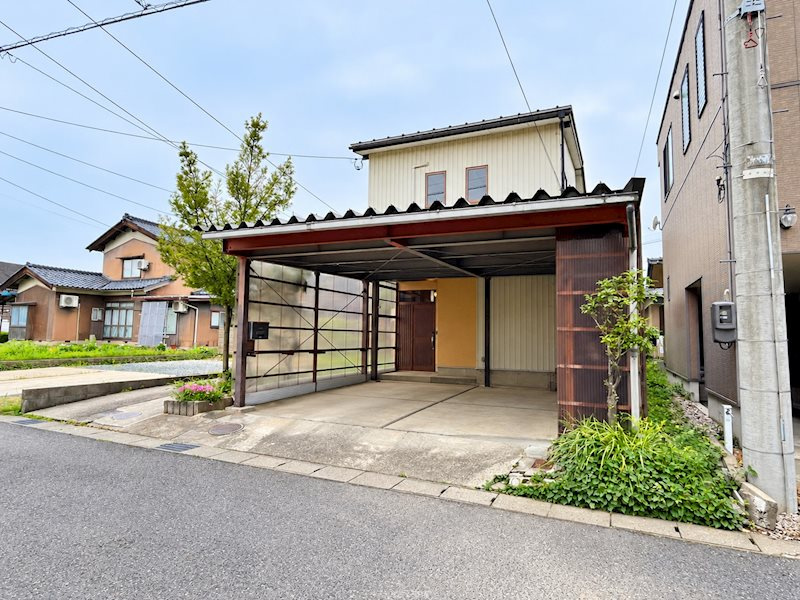 高塚町　貸家の外観
