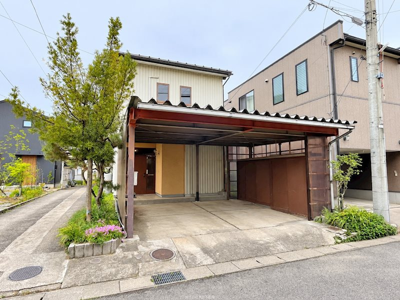 高塚町　貸家