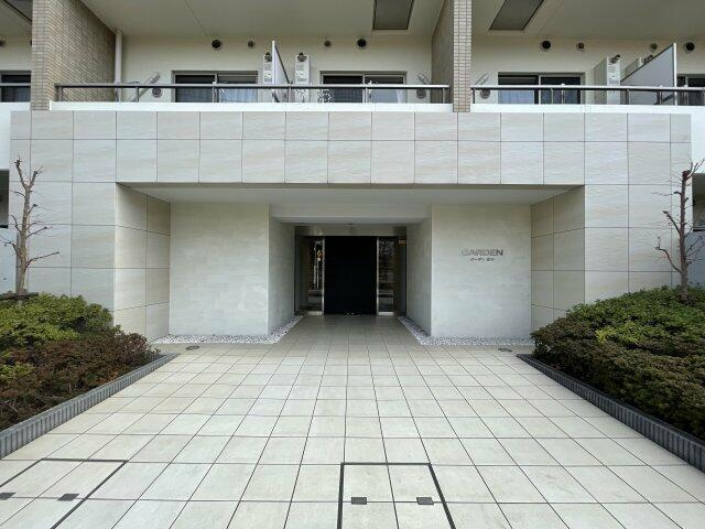 【エントランス】 | ガーデン萩中