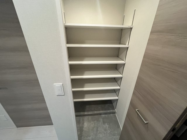 アンシャンテ岡本町の収納