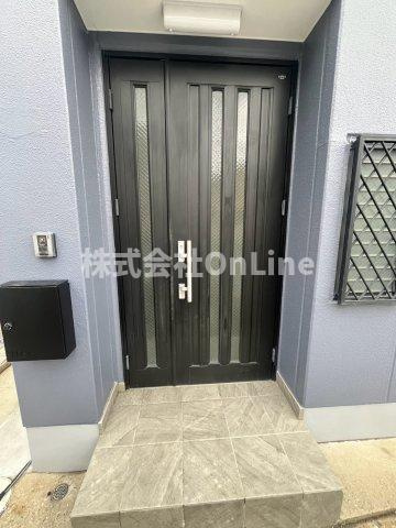 玉串一戸建てのエントランス