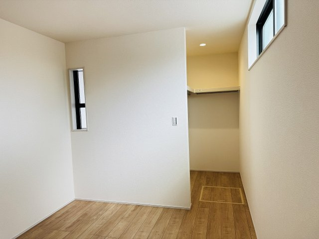 八王子市　並木町　新築一戸建ての収納|～ウォークインクローゼットでお荷物がスッキリ収まります～