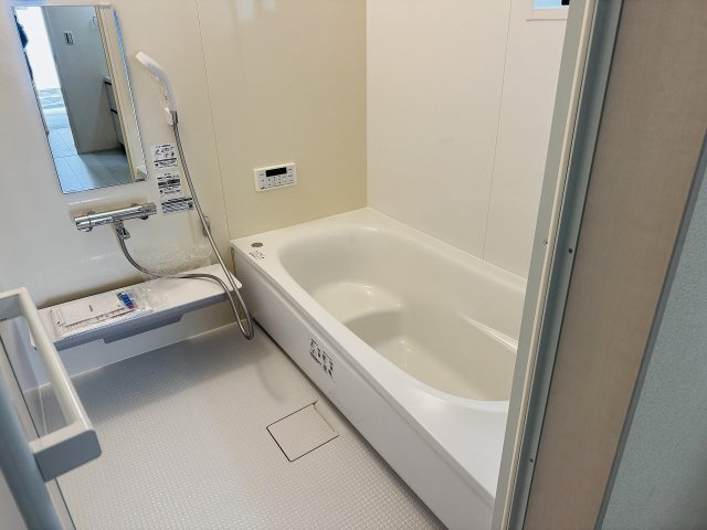 八王子市　並木町　新築一戸建ての浴室|～のびのびくつろげるバスルーム　１日の締めくくりに癒やしのバスタイムを～