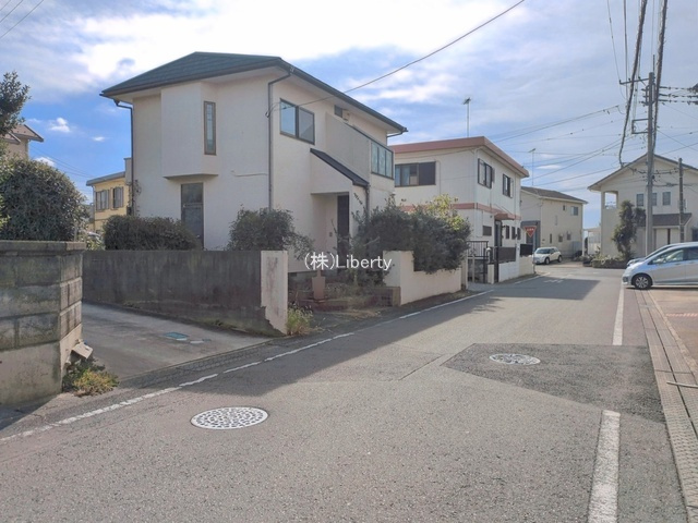 つくば市花畑5期　新築戸建の前面道路含む現地写真