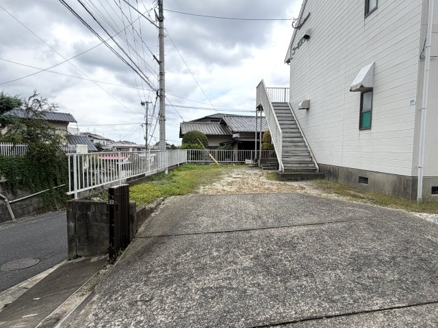 コーポ大神の駐車場