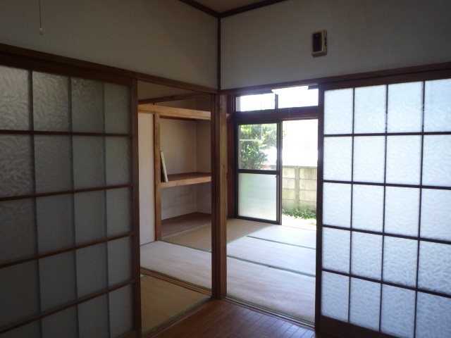 野口ハイツの和室