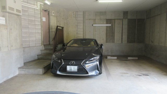 0958の駐車場