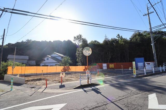 新築戸建て・仲介手数料無料）小牧市本庄郷浦２期１棟／２期１号棟の前面道路含む現地写真|造成後