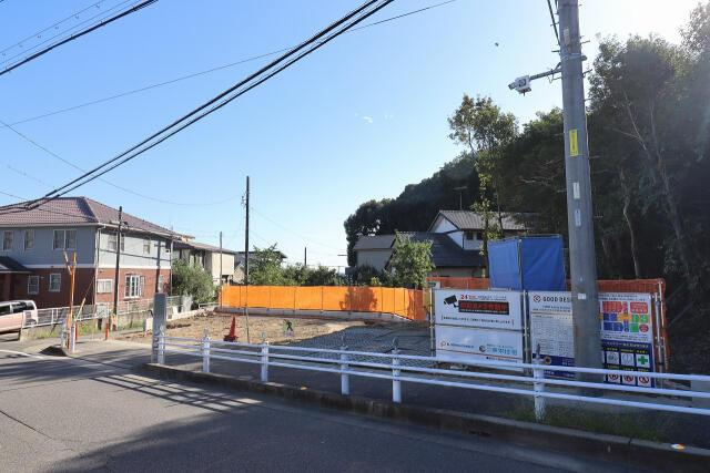 新築戸建て・仲介手数料無料）小牧市本庄郷浦２期１棟／２期１号棟の前面道路含む現地写真|造成後