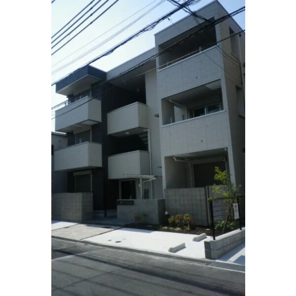 神戸市須磨区衣掛町３丁目のアパートの外観