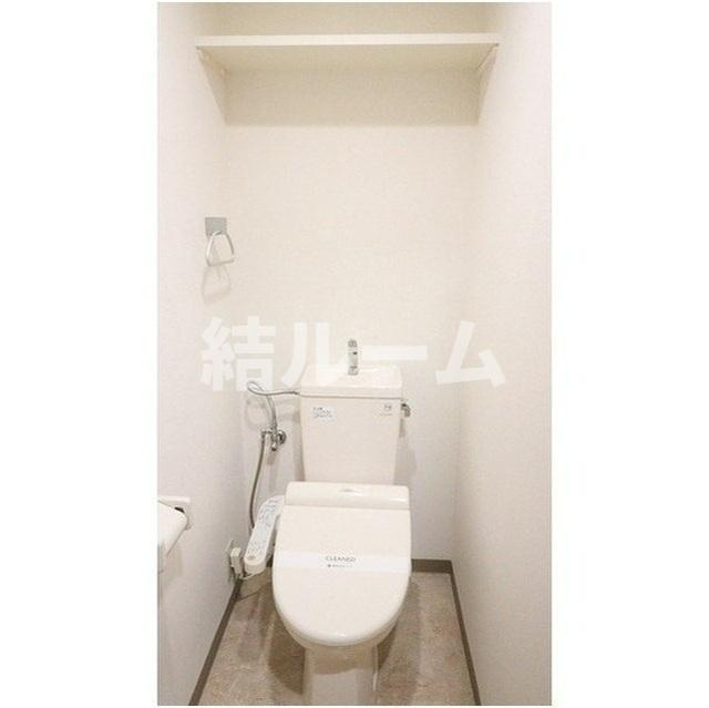 板橋区本町の賃貸マンションのトイレ