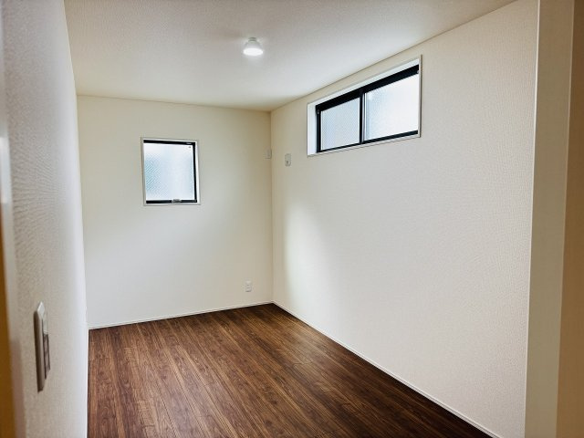 八王子市　並木町　新築一戸建ての子供部屋|～1階6.2帖のサービスルーム～