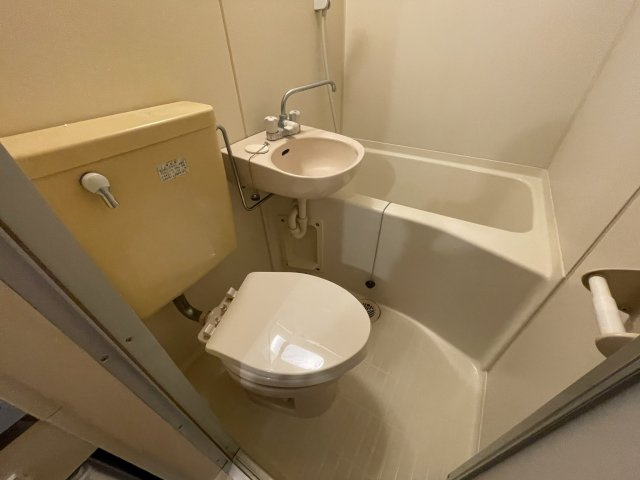 ブルースカイ古川橋　の浴室|(参考)同マンション他部屋の写真