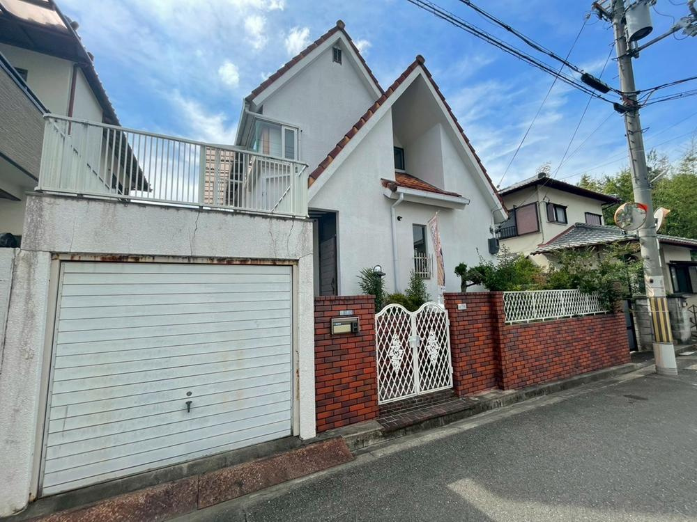 岡山東5丁目　中古一戸建ての外観|新しい生活にいかがでしょうか？外観はお住まいの顔になります。こだわりたいポイントですね。外壁塗装や屋根塗装のご相談も承っております。
■現地内覧・資金計画相談・住宅ローン相談もお問合せ受付中■