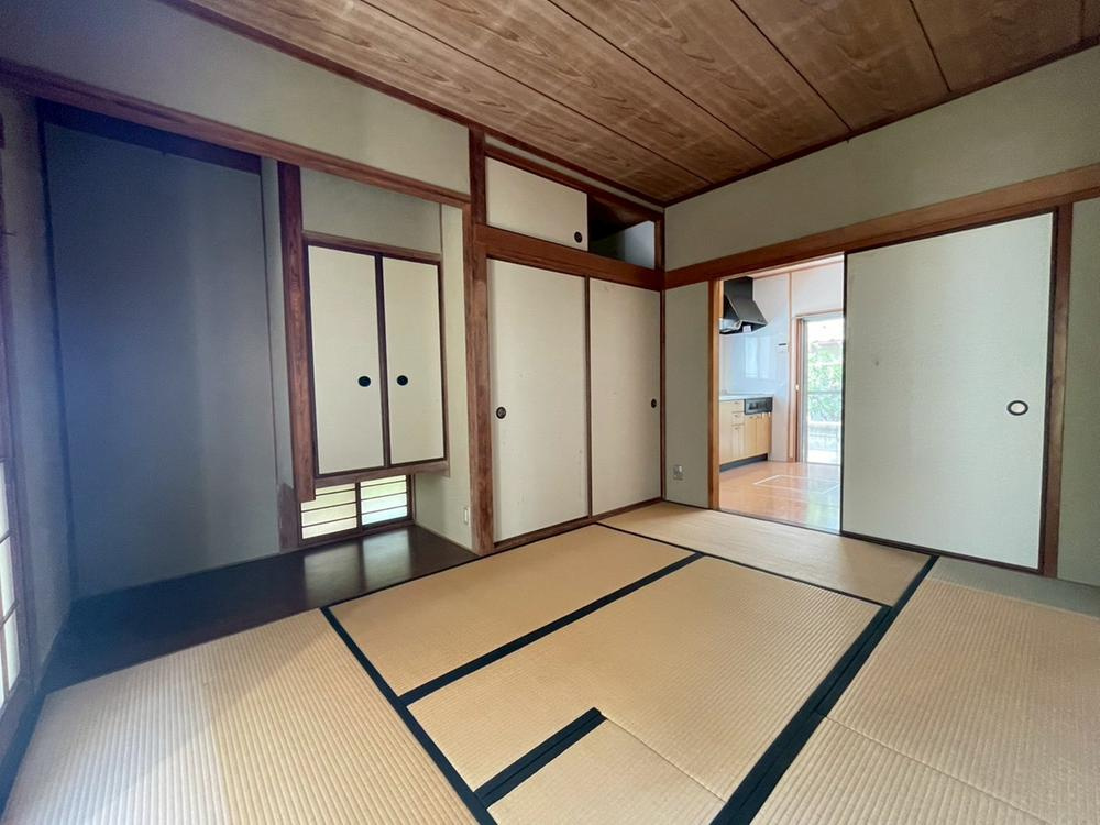 岡山東5丁目　中古一戸建ての和室|和室6.0帖
■物件内覧・資金計画相談・住宅ローン相談、リフォーム相談、お問合せ受付中■
※当日・翌日のご内覧、ご相談はお電話でのお問合せがスムーズです！