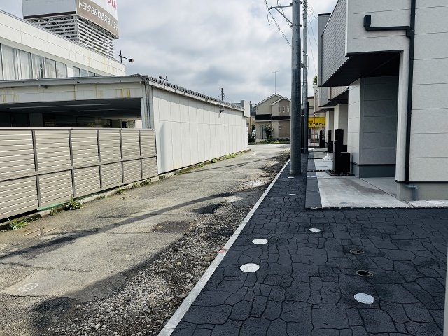 八王子市　並木町　新築一戸建ての前面道路含む現地写真|～北東側4ｍに面しています～
