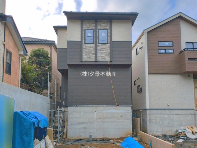 《仲介手数料無料》緑区馬場２丁目27-13新築一戸建てブルーミングガーデン