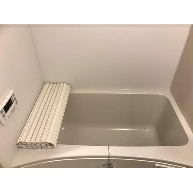 ＫＮＯＴＳ浅草の浴室