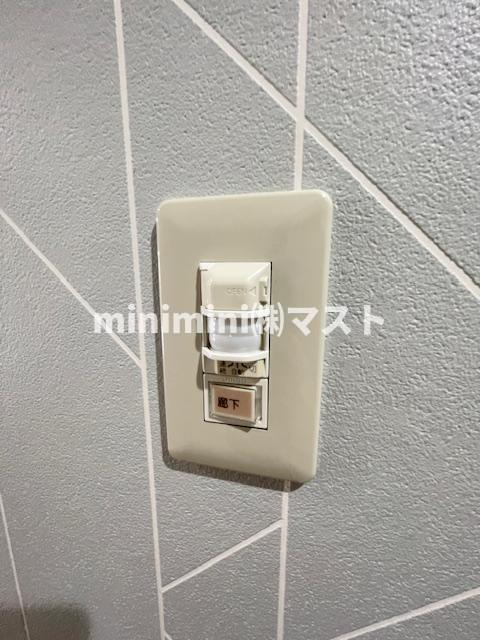 オーク・イマザト ステーションの設備