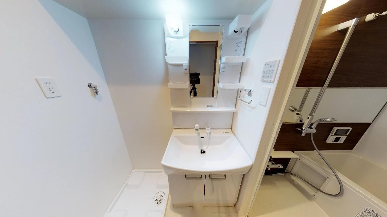 THE SQUARE・Platinum Residenceの洗面所