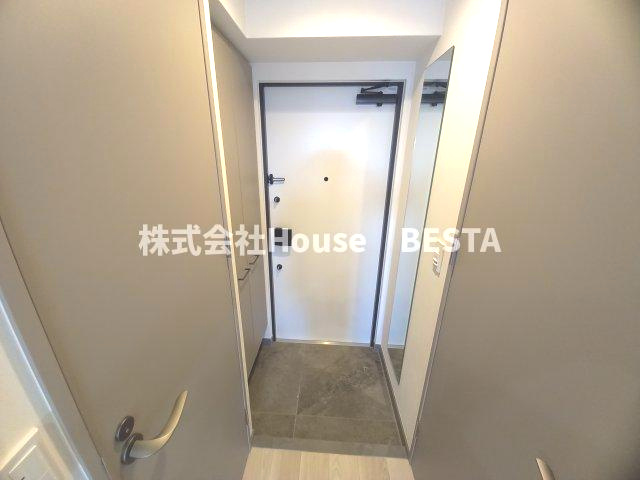 MAISHIN神戸三宮EASTの玄関