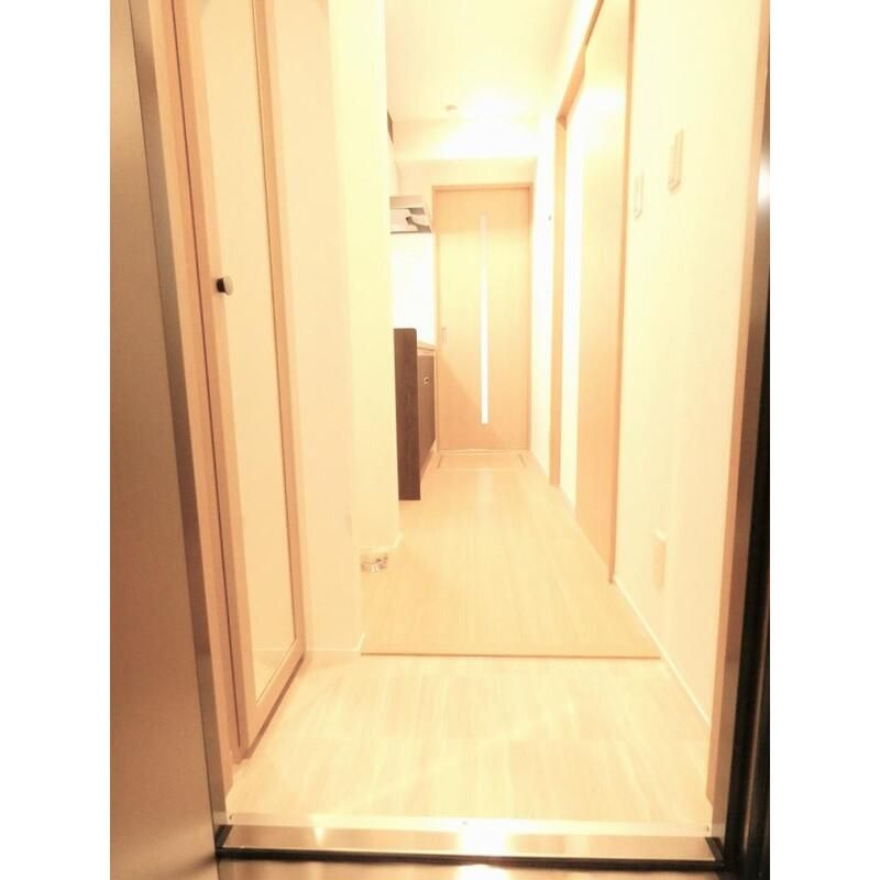 ＧＬガーデン町屋の玄関