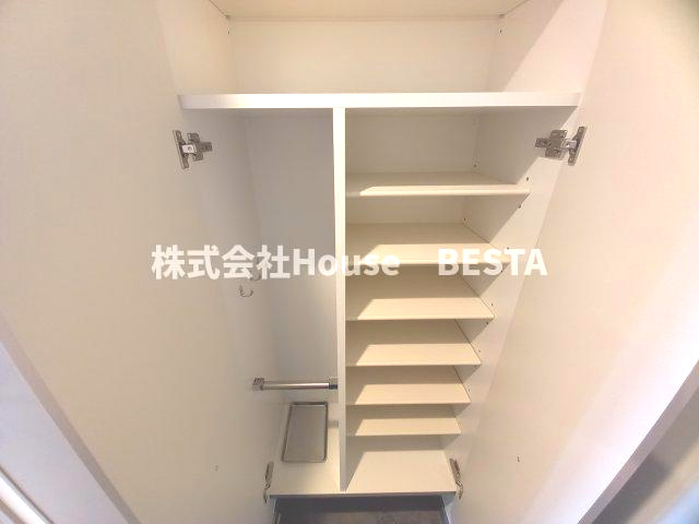 MAISHIN神戸三宮EASTの収納