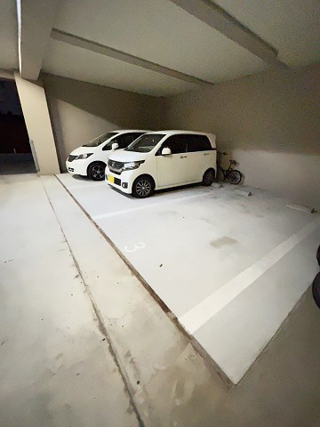 ラクシュミー常光寺の駐車場