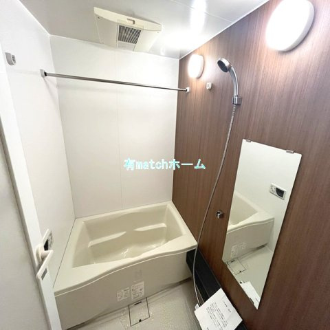 KDX堺筋本町レジデンスの浴室