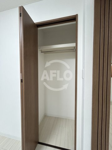 エルパシオン吹田泉町の収納|クローゼット