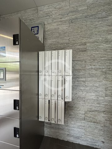エルパシオン吹田泉町のその他共用部分|メールボックス