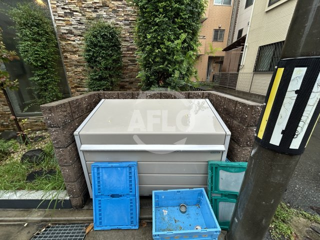 エルパシオン吹田泉町のその他|ゴミ置き場